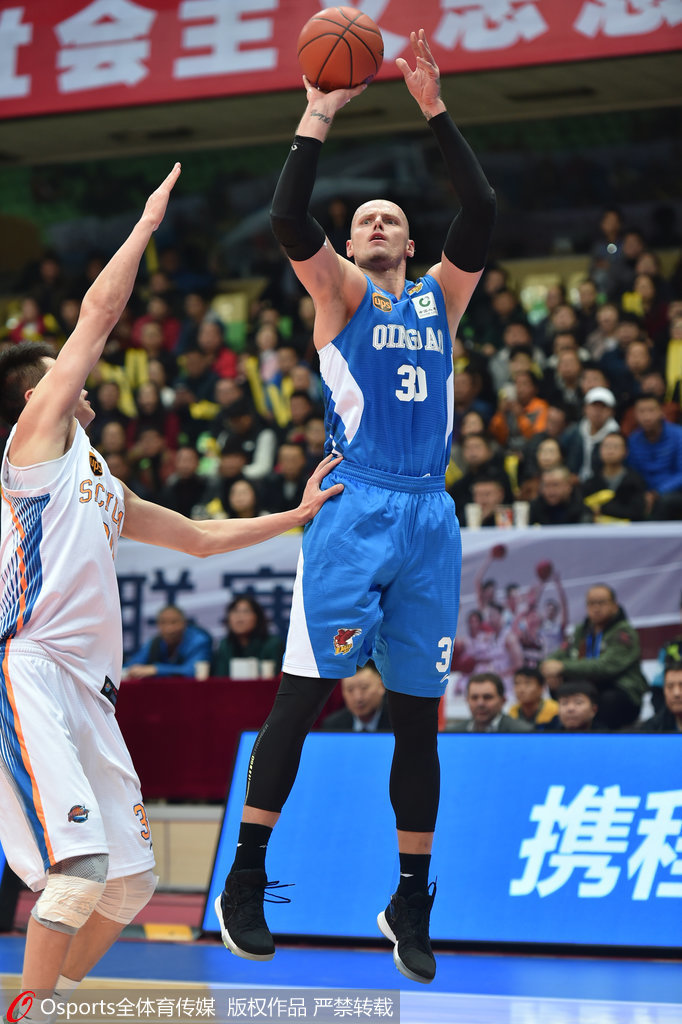 PG电子官网-青岛队绝杀上海队，克莱扛起全队